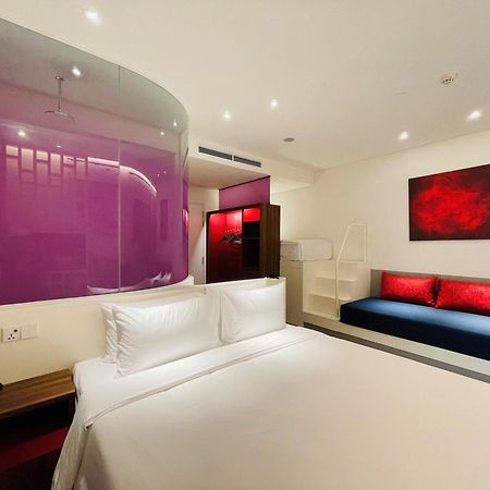 Wink Icon Hotel Danang Riverside - Luxury Suites - 24Hrs Stay & Rooftop Pool Bar Esterno foto