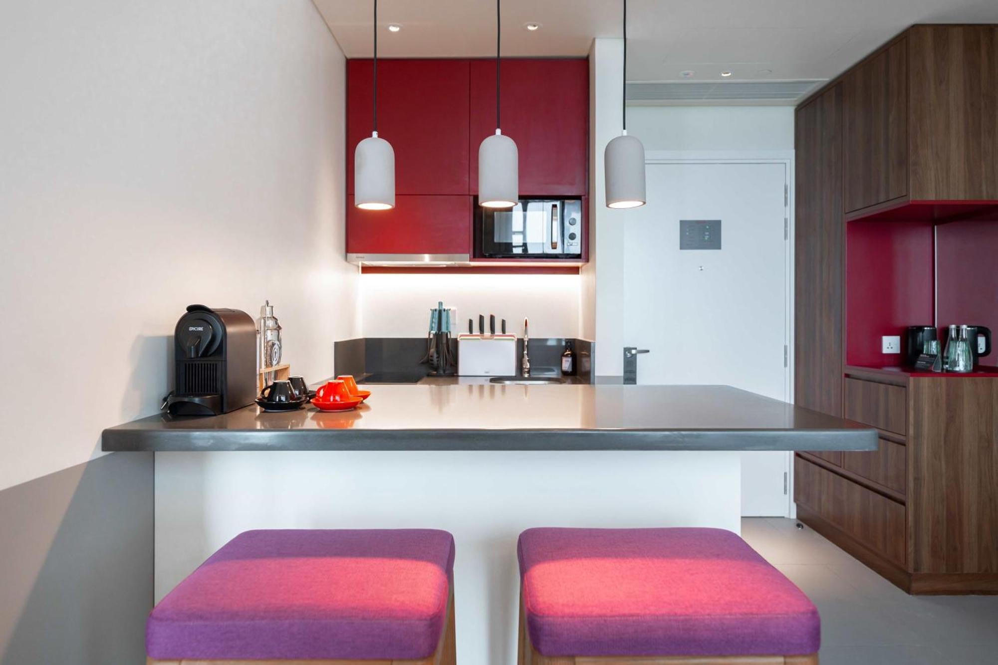 Wink Icon Hotel Danang Riverside - Luxury Suites - 24Hrs Stay & Rooftop Pool Bar Esterno foto