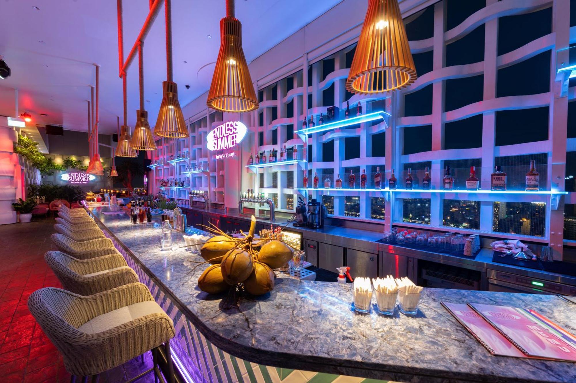 Wink Icon Hotel Danang Riverside - Luxury Suites - 24Hrs Stay & Rooftop Pool Bar Esterno foto