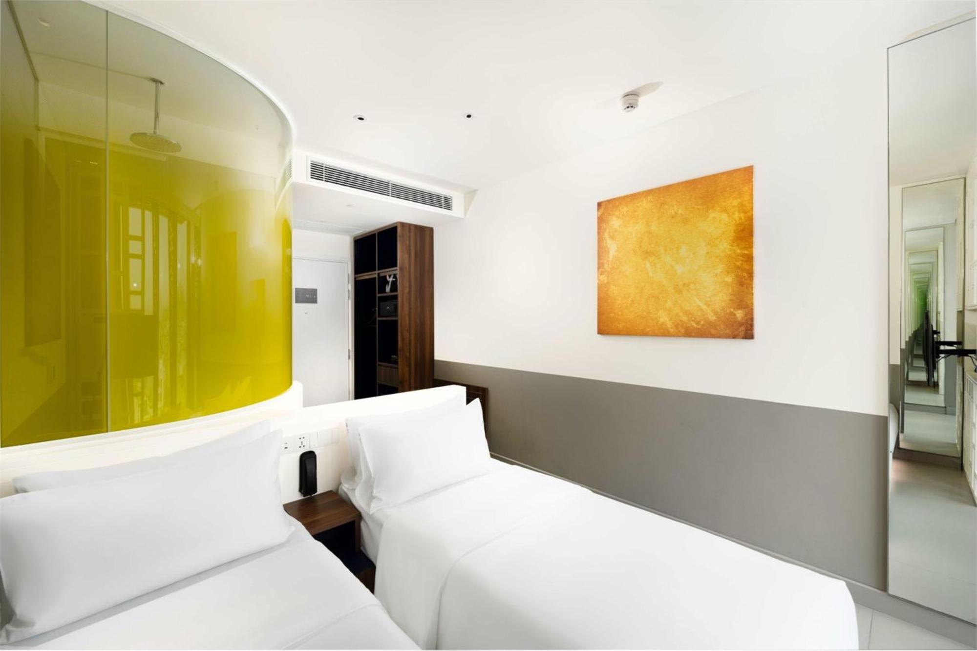 Wink Icon Hotel Danang Riverside - Luxury Suites - 24Hrs Stay & Rooftop Pool Bar Esterno foto